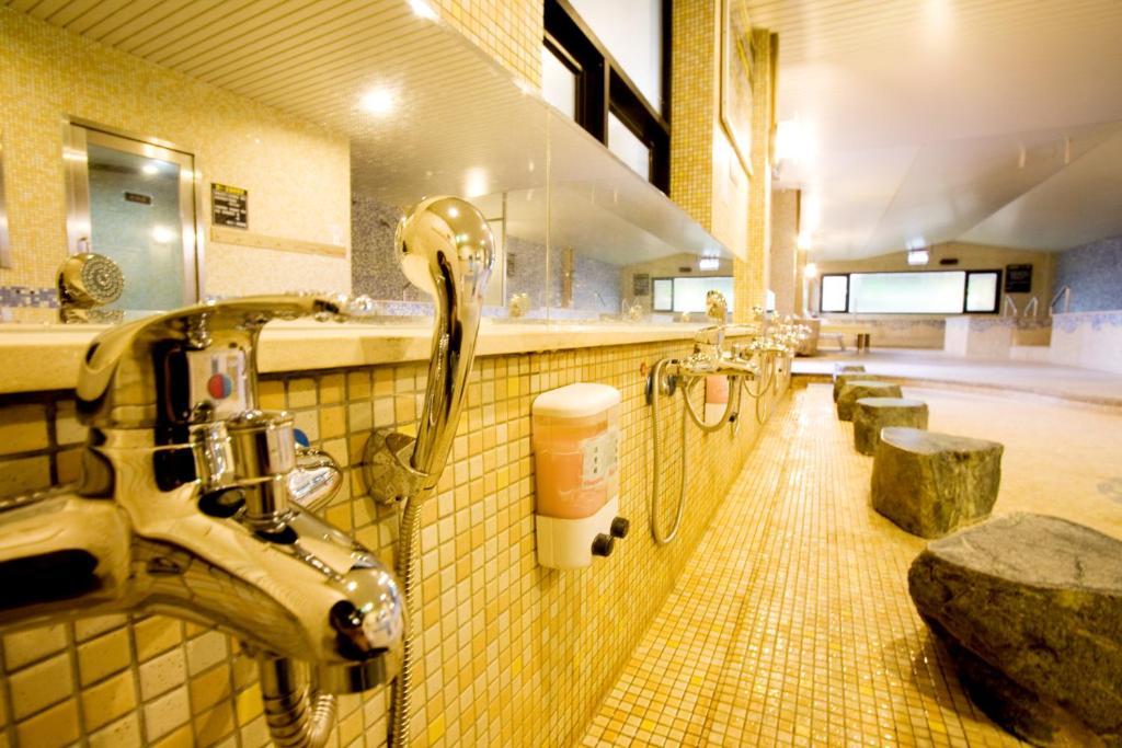 Chat Hot Spring Resort Keelung Esterno foto