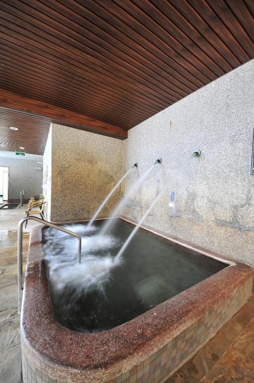 Chat Hot Spring Resort Keelung Esterno foto