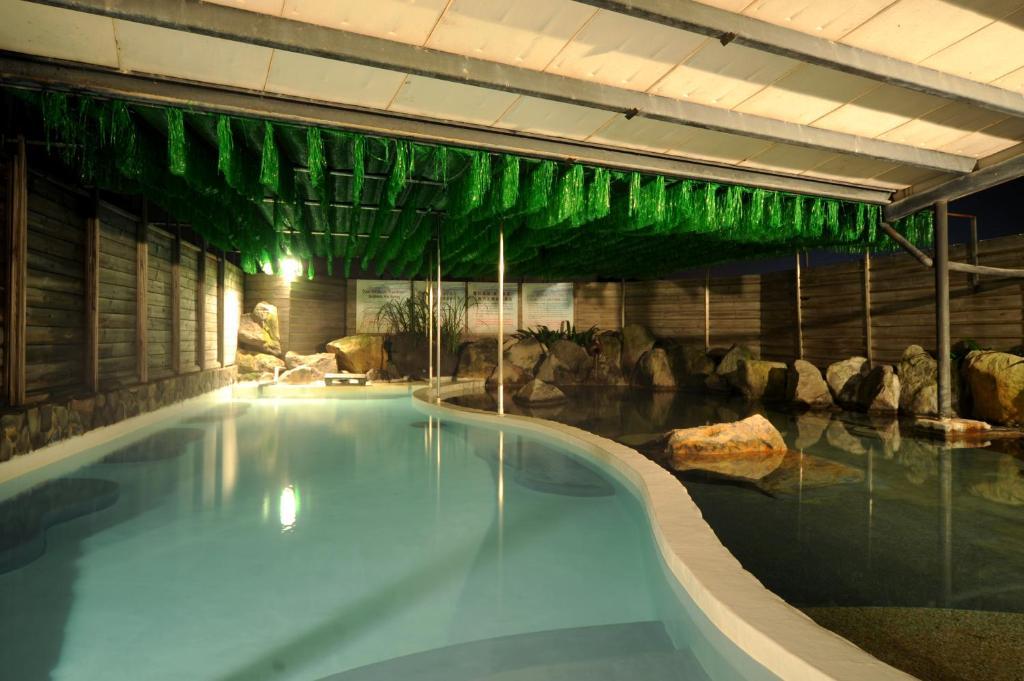 Chat Hot Spring Resort Keelung Esterno foto