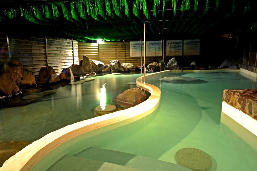 Chat Hot Spring Resort Keelung Esterno foto