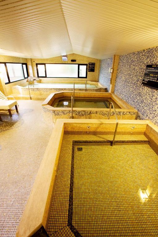 Chat Hot Spring Resort Keelung Esterno foto