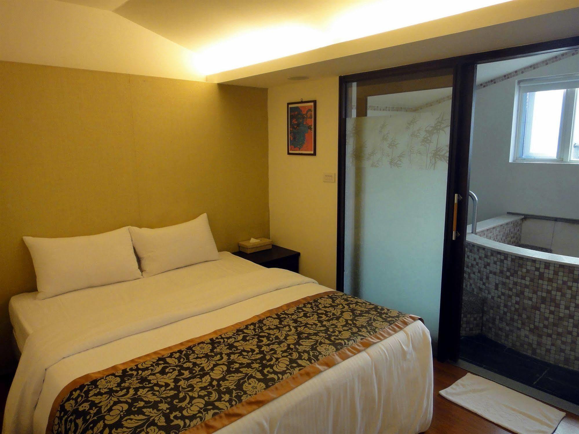 Chat Hot Spring Resort Keelung Esterno foto