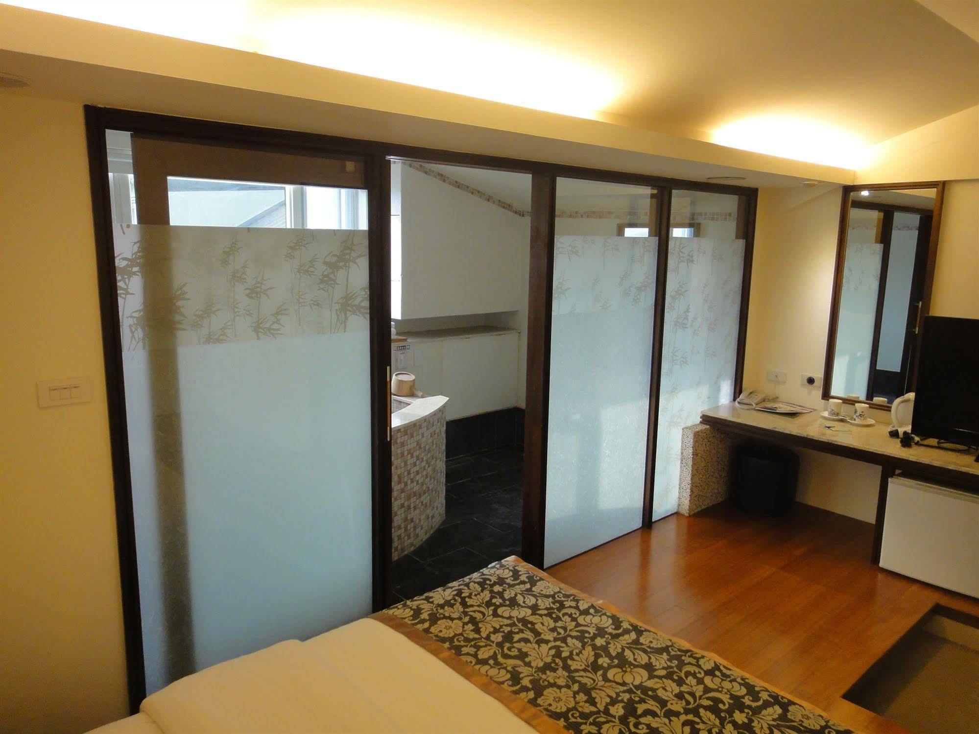 Chat Hot Spring Resort Keelung Esterno foto