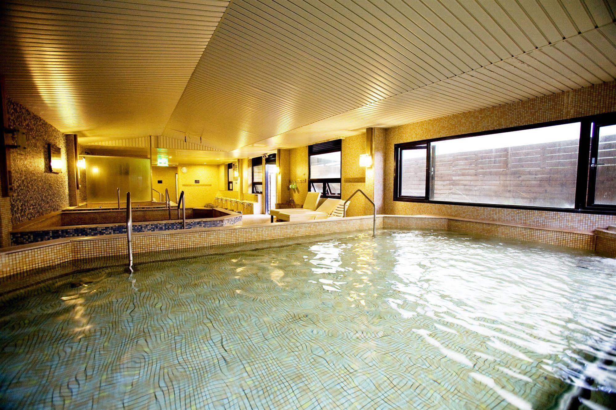 Chat Hot Spring Resort Keelung Esterno foto
