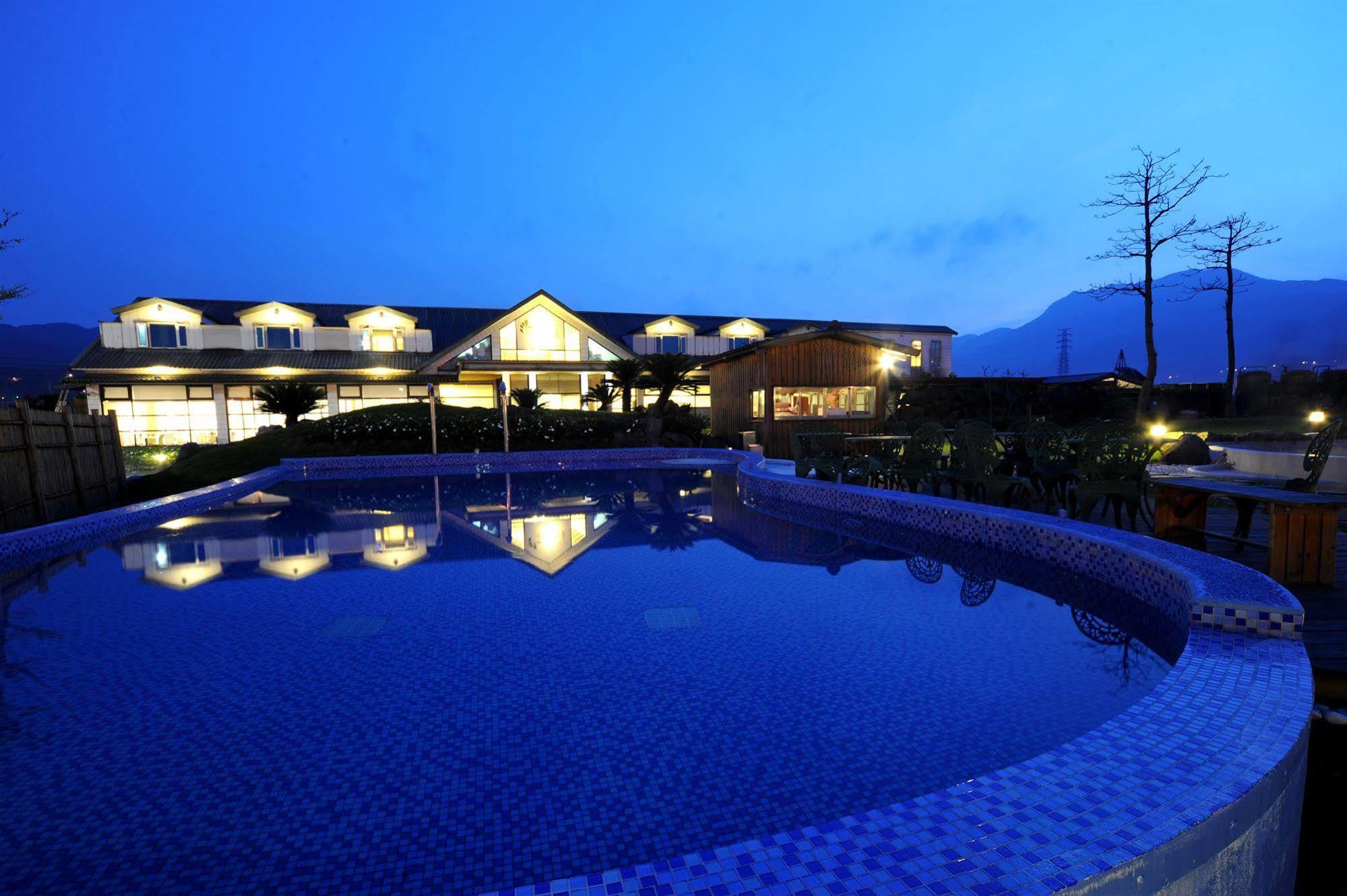 Chat Hot Spring Resort Keelung Esterno foto